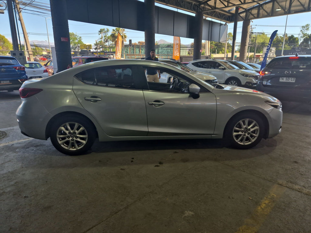MAZDA | 3 |  AÑO 2019 | AT