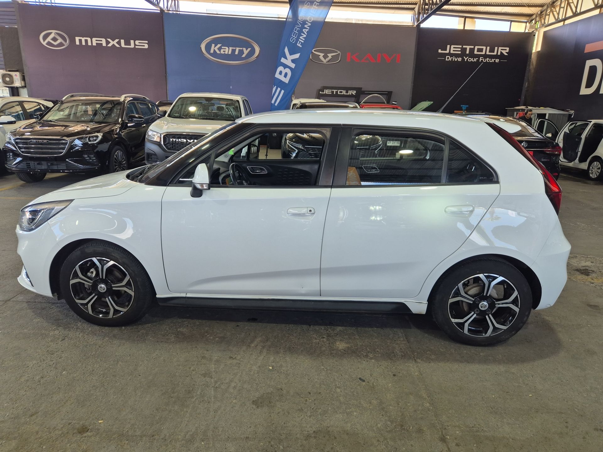 MG | 3 |  AÑO 2023 | AT