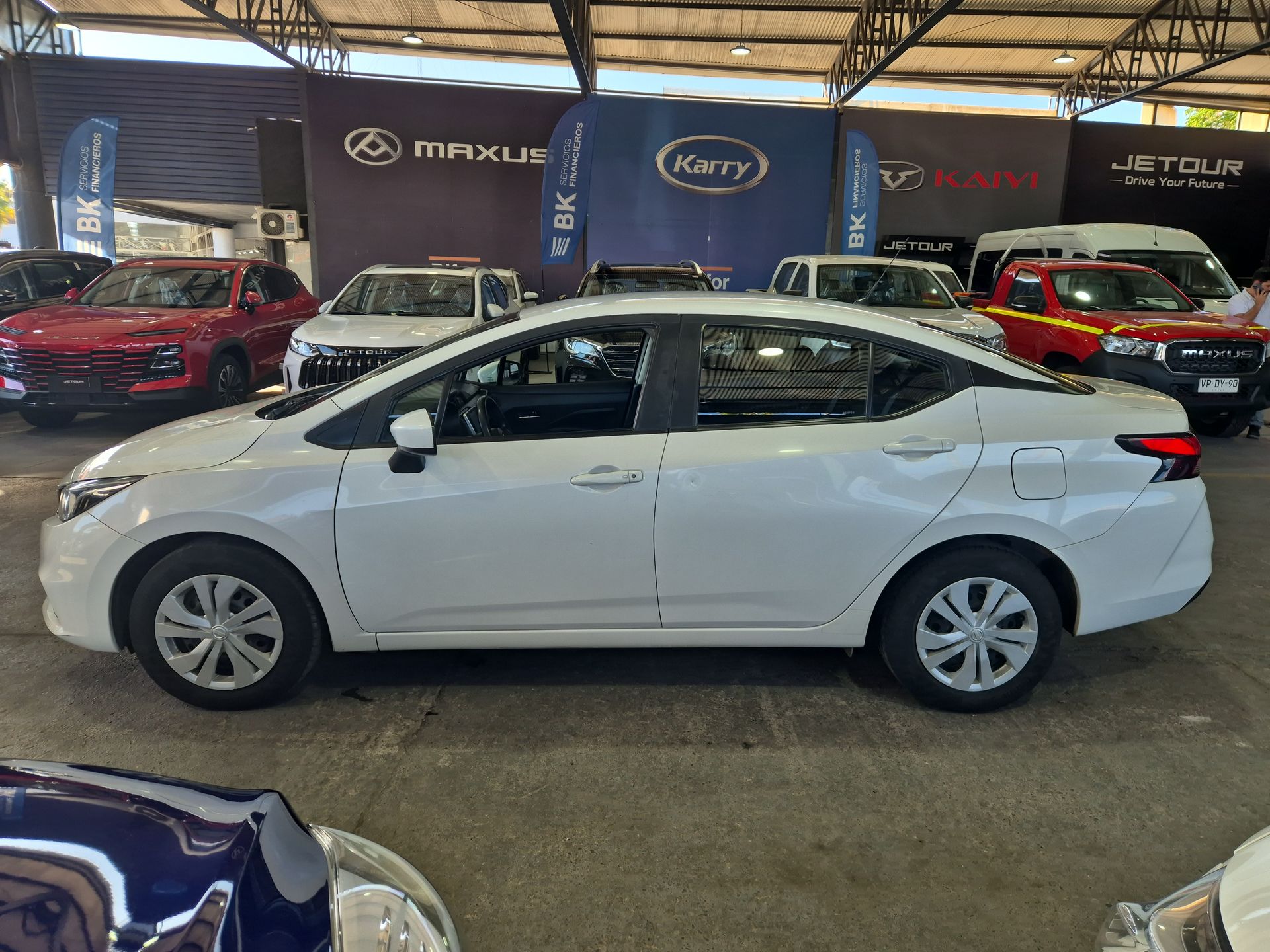 NISSAN | VERSA |  AÑO 2021 | MT