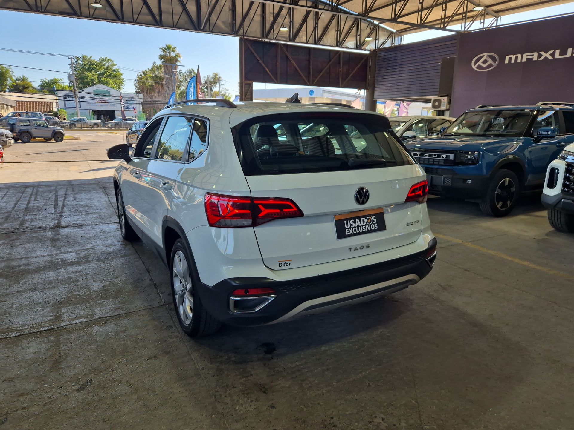 VOLKSWAGEN | TAOS |  AÑO 2023 | AT