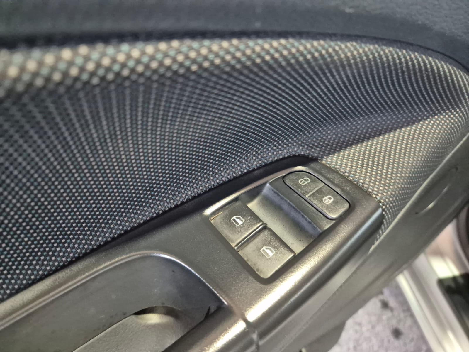 VOLKSWAGEN | GOL |  AÑO 2023