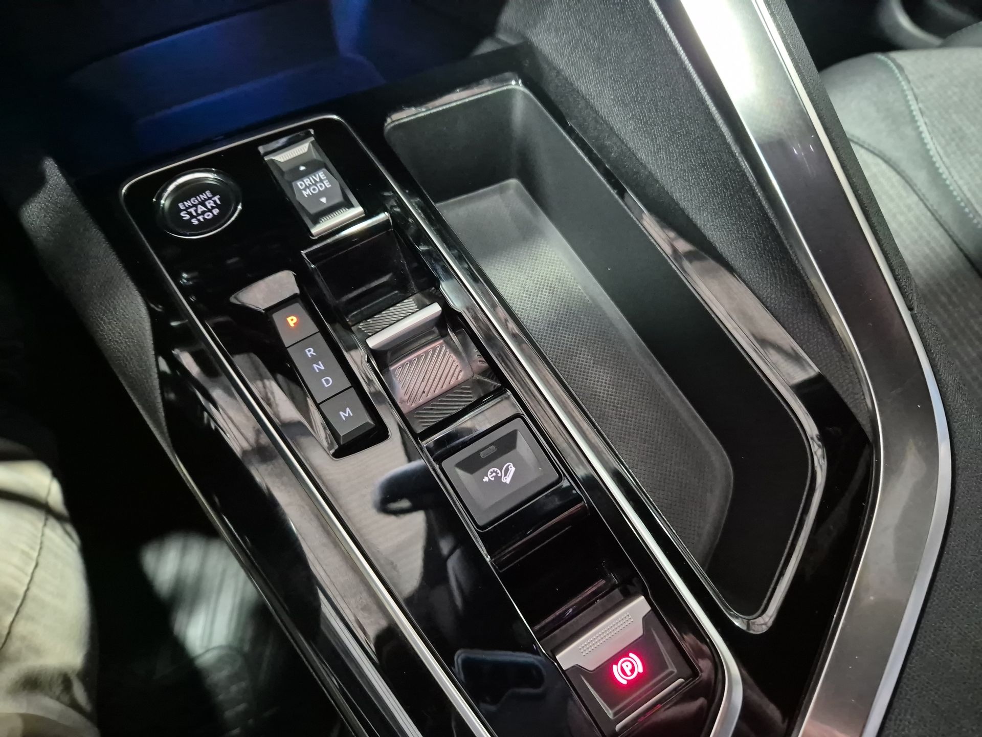 PEUGEOT | 3008 |  AÑO 2024