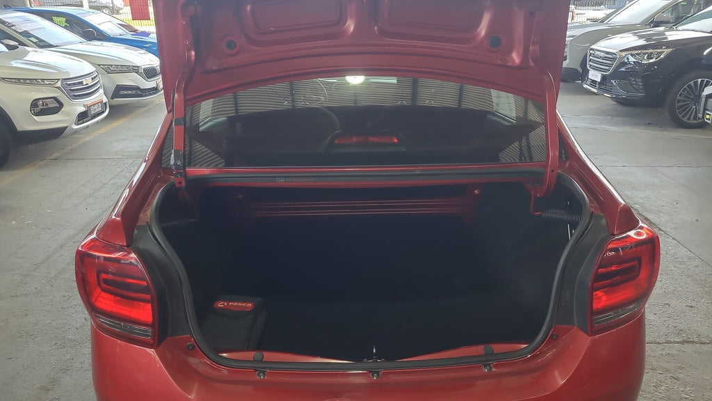 RENAULT | SYMBOL |  AÑO 2018