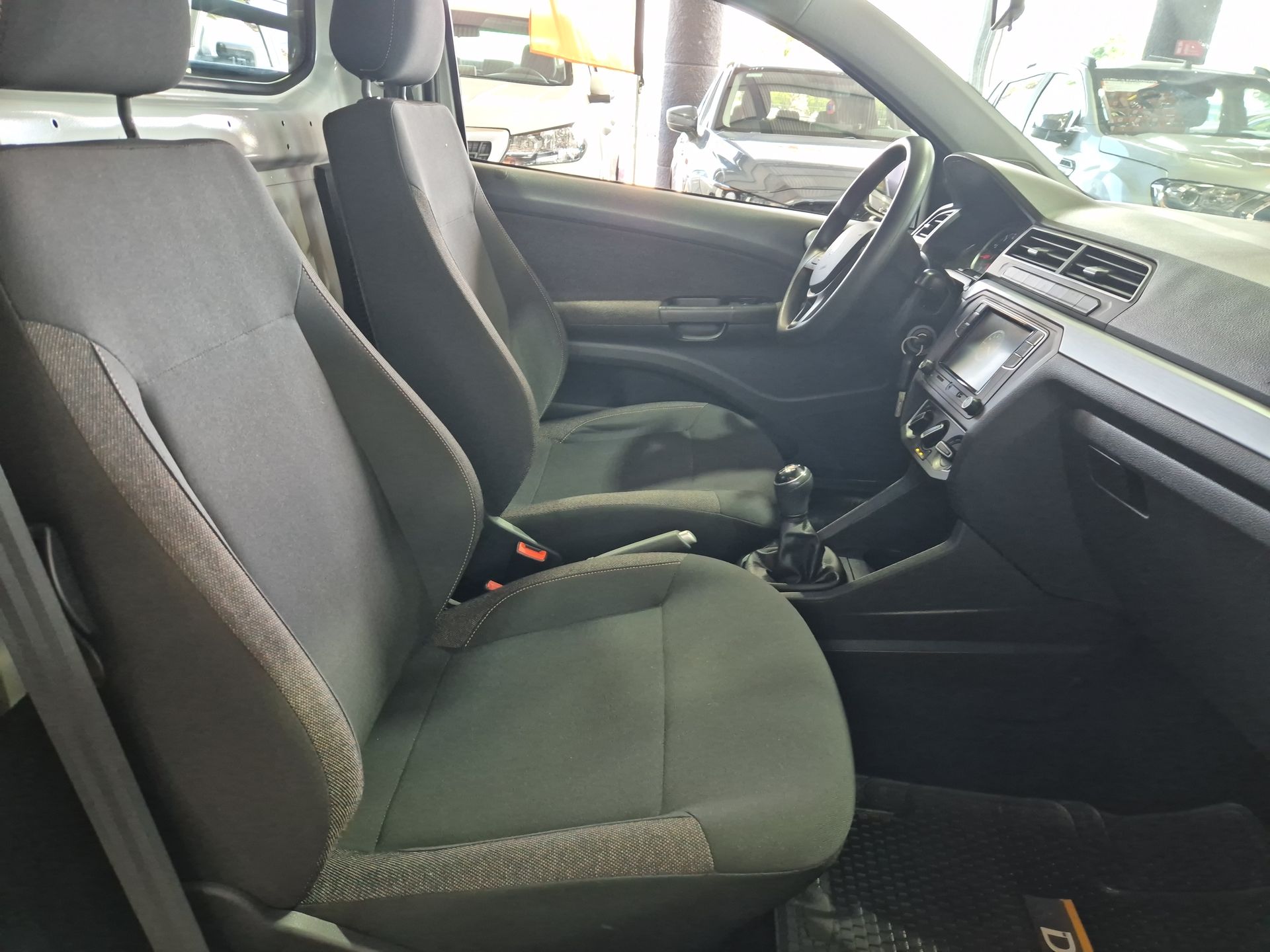 VOLKSWAGEN | SAVEIRO |  AÑO 2024 | MT