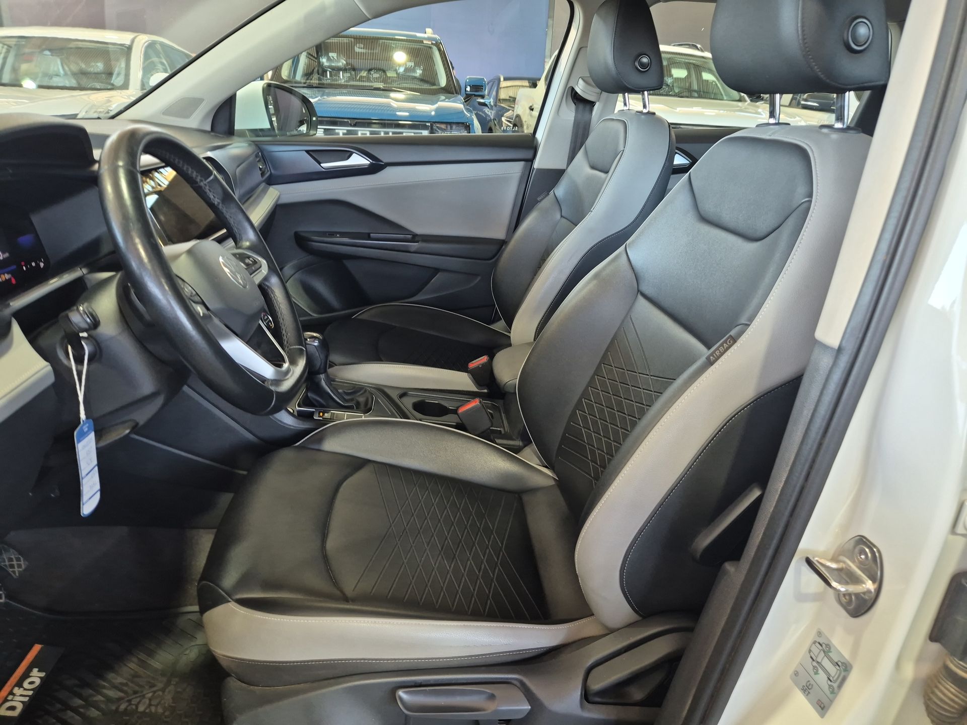 VOLKSWAGEN | TAOS |  AÑO 2023 | AT