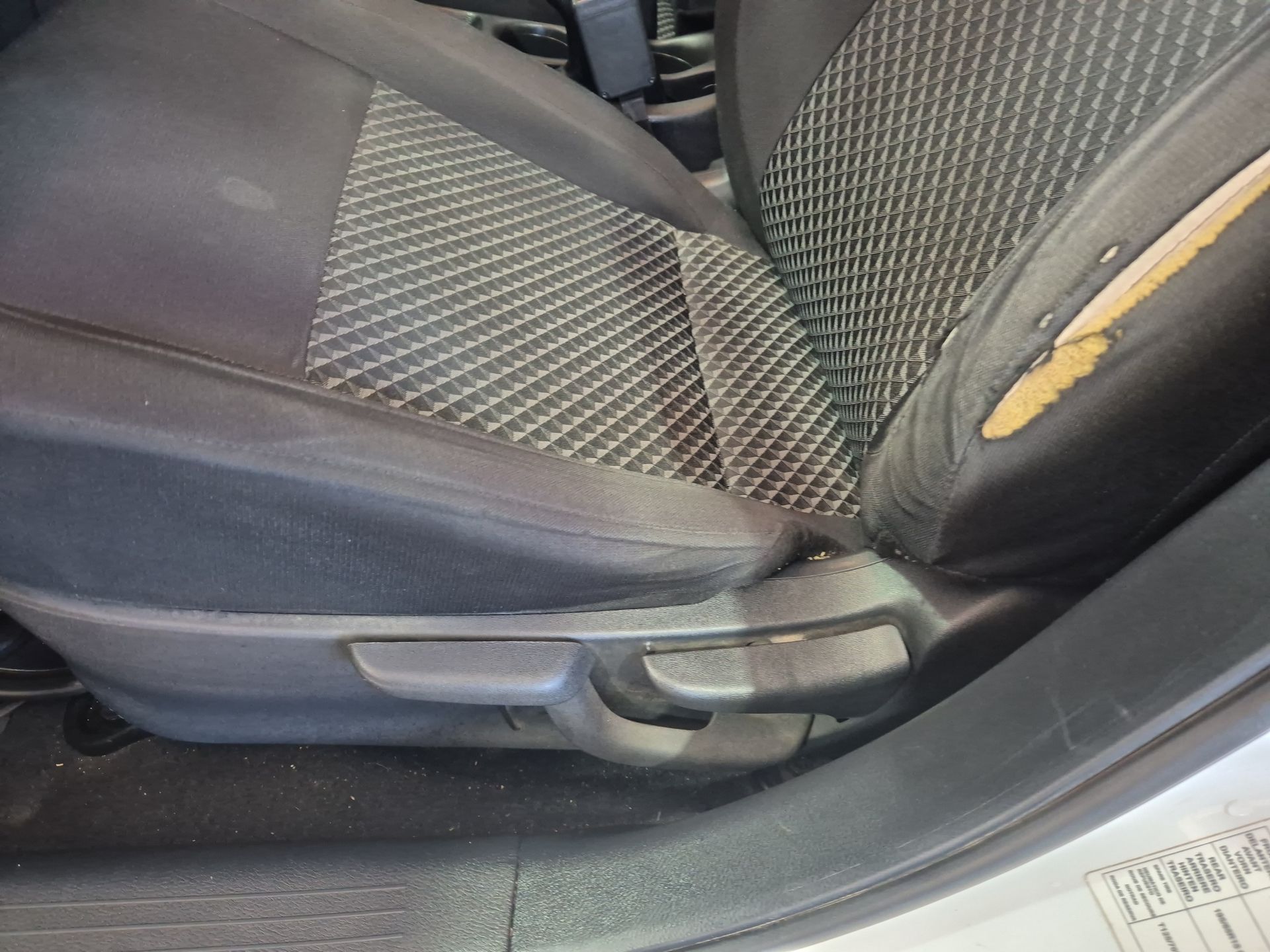 NISSAN | VERSA |  AÑO 2021 | MT