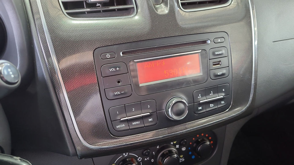 RENAULT | SYMBOL |  AÑO 2018